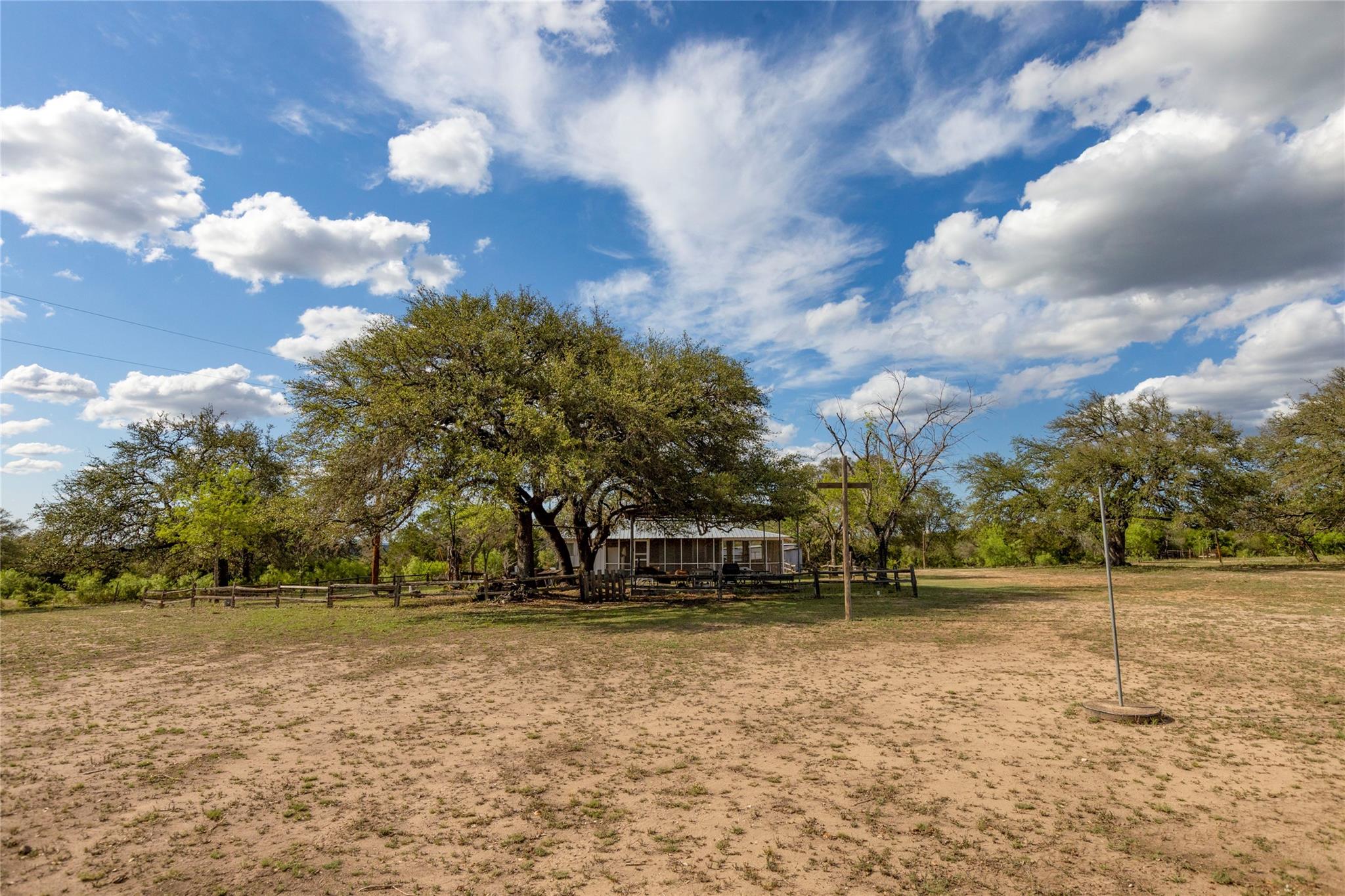 9939 County Road 404 Spicewood TX 78669