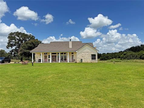 1611 W Fm 696 Lexington TX 78947