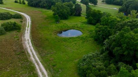 1611 W Fm 696 Lexington TX 78947
