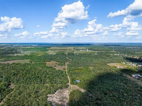 399 Seals Creek Road Lockhart TX 78644