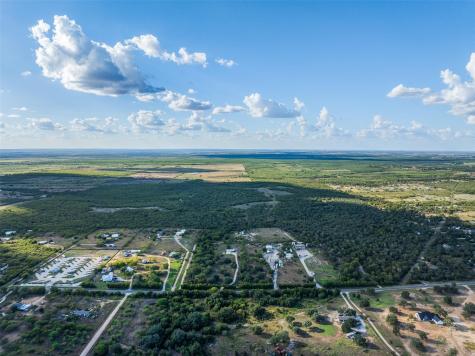 399 Seals Creek Road Lockhart TX 78644