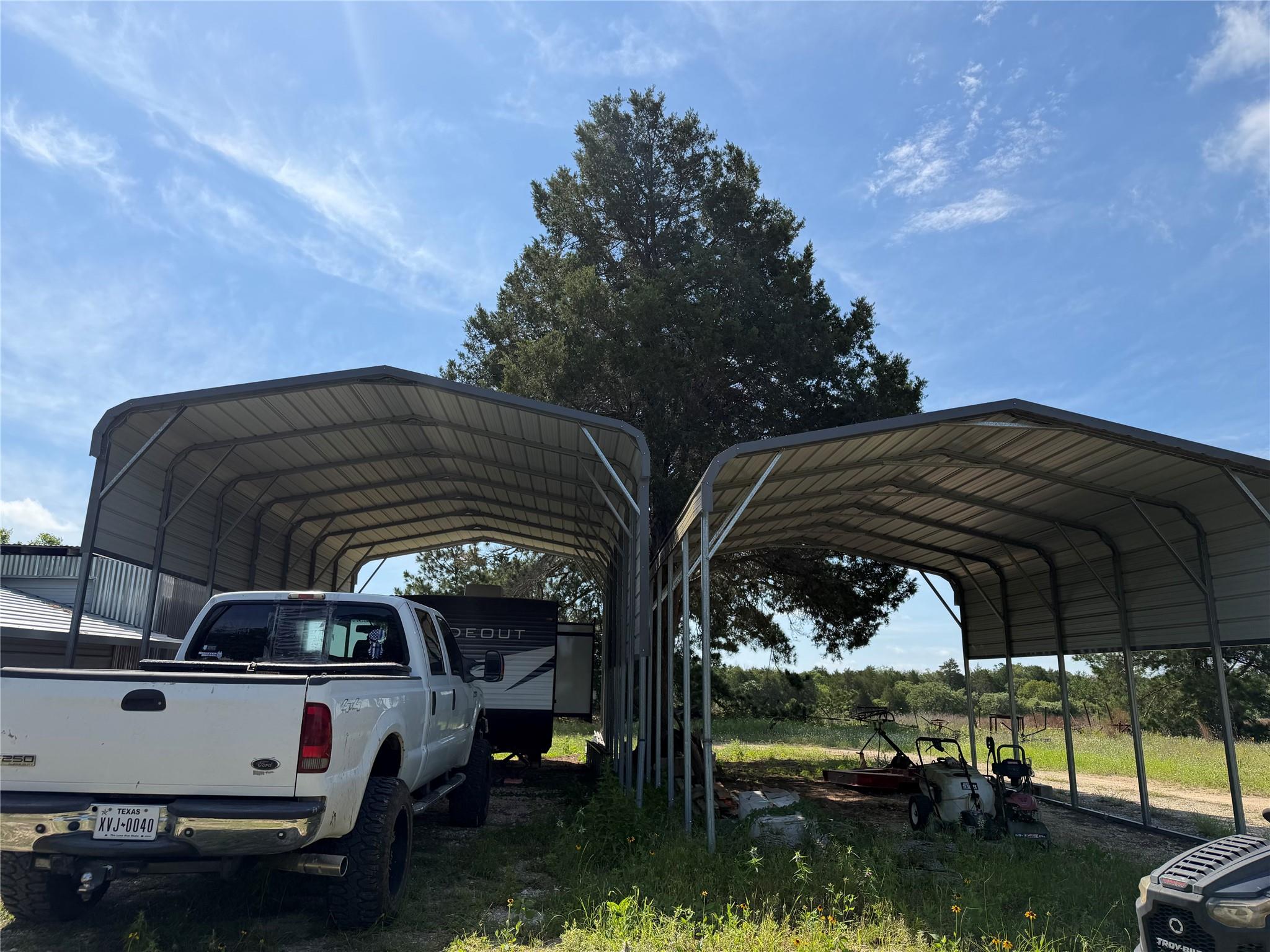 829 Old Highway 20 Highway Mcdade TX 78650