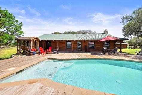 2102 Private Road 1377 Lampasas TX 76550