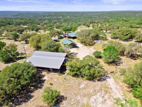 2102 Private Road 1377 Lampasas TX 76550
