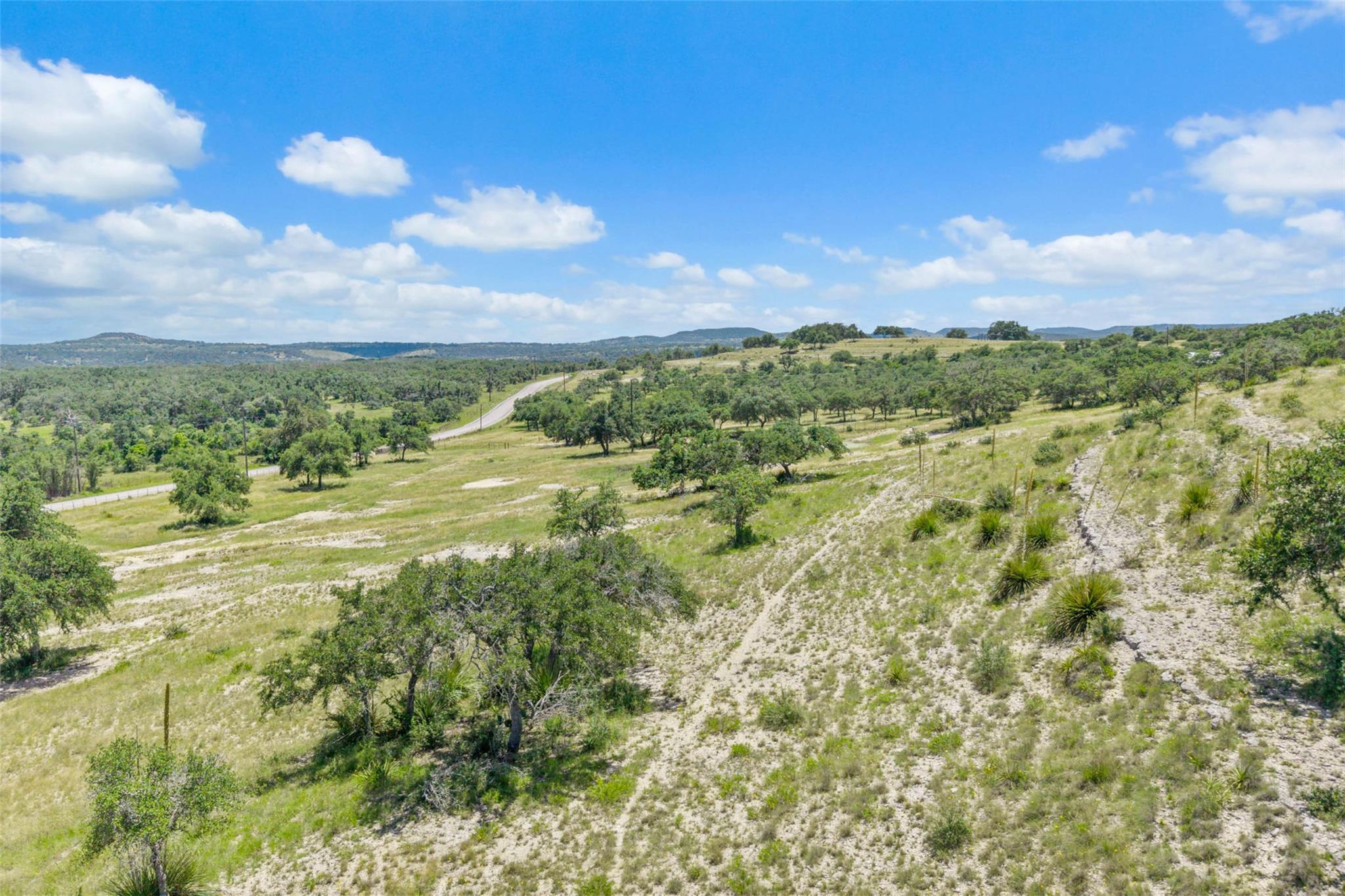 5032 Kendalia Road Blanco TX 78606