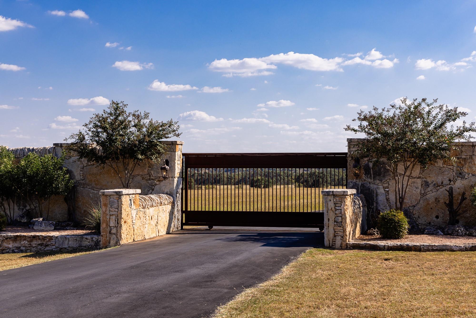 3551 Rm 2325 Wimberley TX 78676