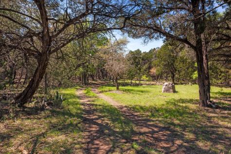 1725 Cripple Creek Station Dripping Springs TX 78620