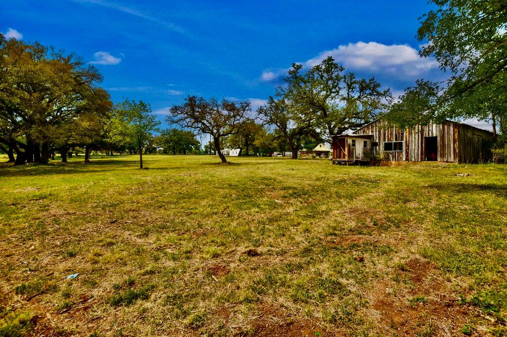 7908 Cr 404 Spicewood TX 78669