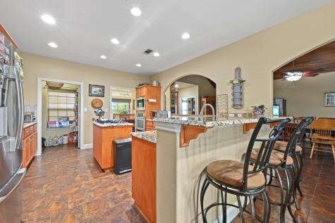 410 Simmons Family Farm Road Lockhart TX 78644