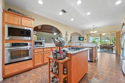 410 Simmons Family Farm Road Lockhart TX 78644