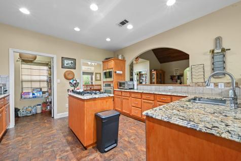 410 Simmons Family Farm Road Lockhart TX 78644