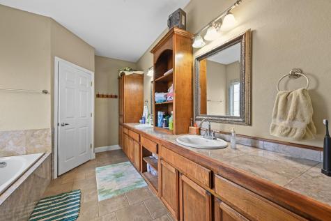 410 Simmons Family Farm Road Lockhart TX 78644