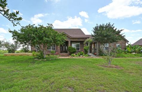 410 Simmons Family Farm Road Lockhart TX 78644