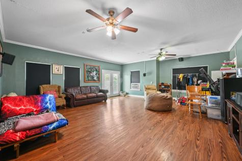 410 Simmons Family Farm Road Lockhart TX 78644