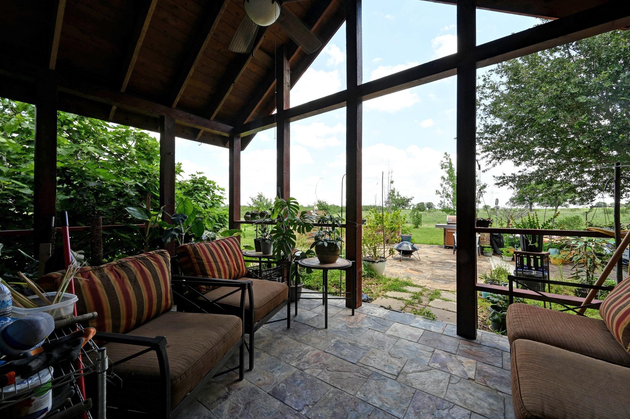 410 Simmons Family Farm Road Lockhart TX 78644