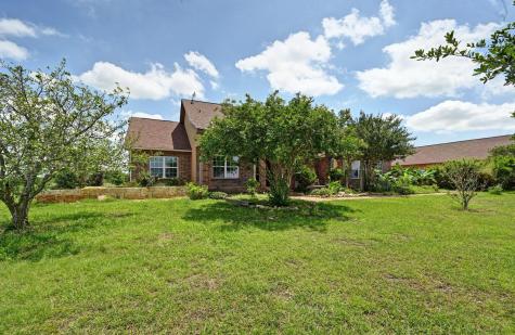 410 Simmons Family Farm Road Lockhart TX 78644