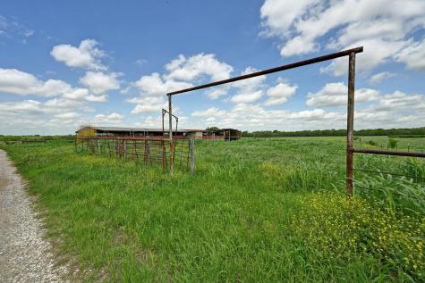 410 Simmons Family Farm Road Lockhart TX 78644