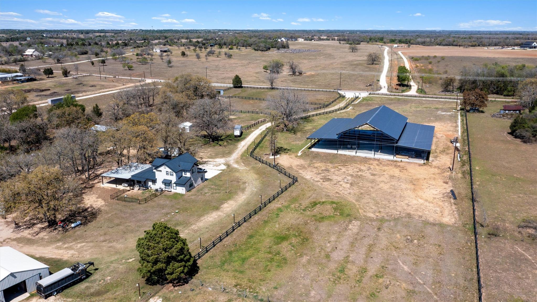 359 N County Line Road Elgin TX 78621
