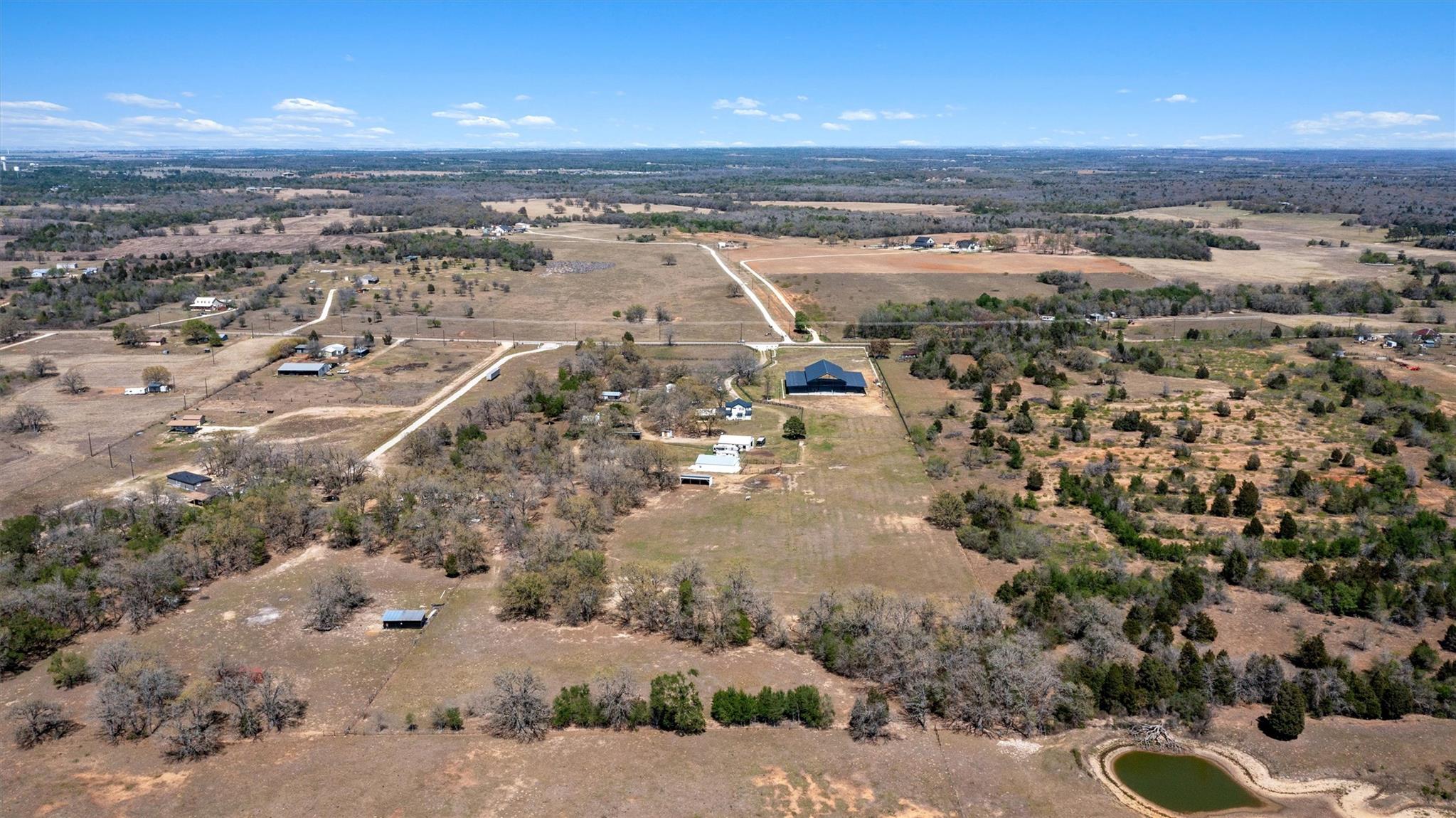 359 N County Line Road Elgin TX 78621