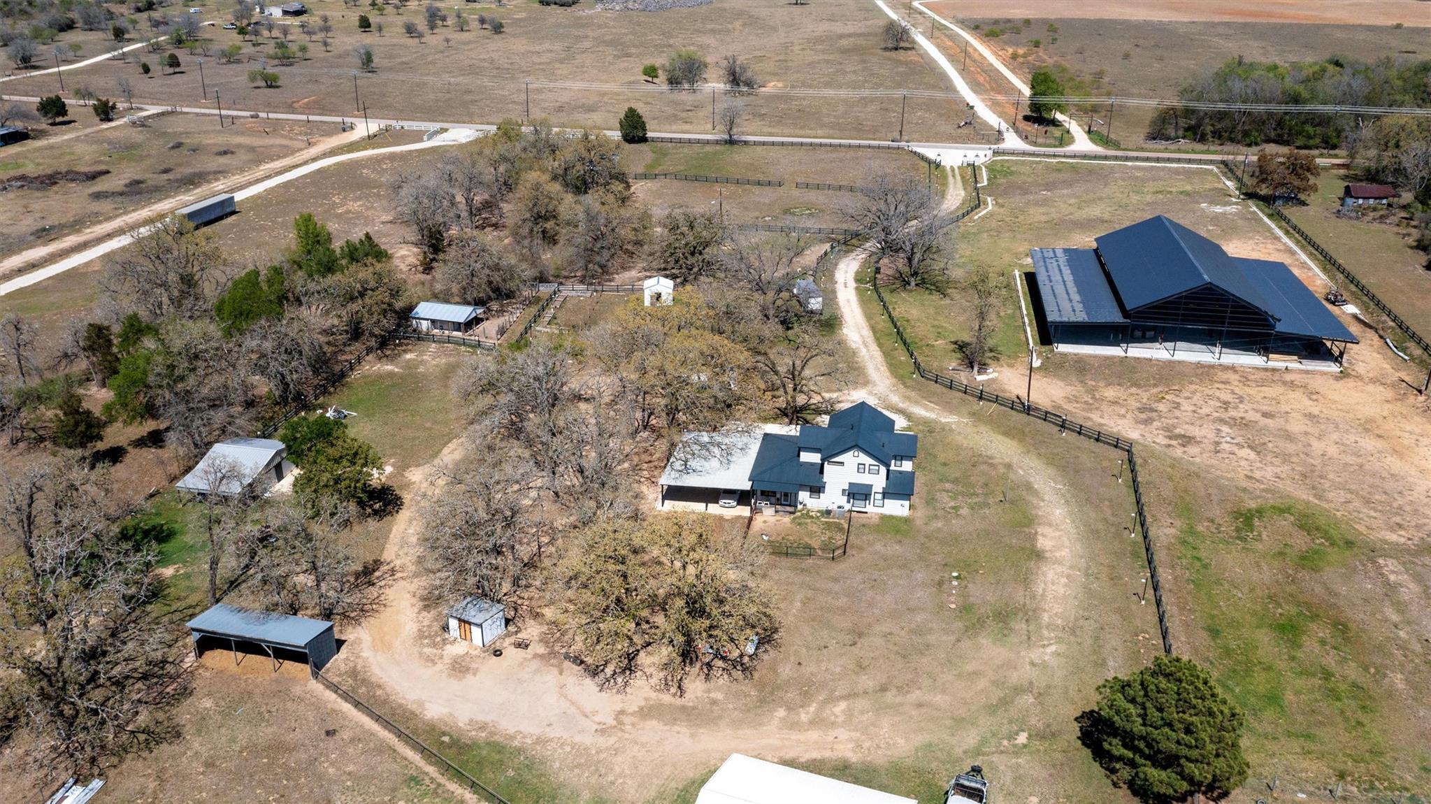 359 N County Line Road Elgin TX 78621