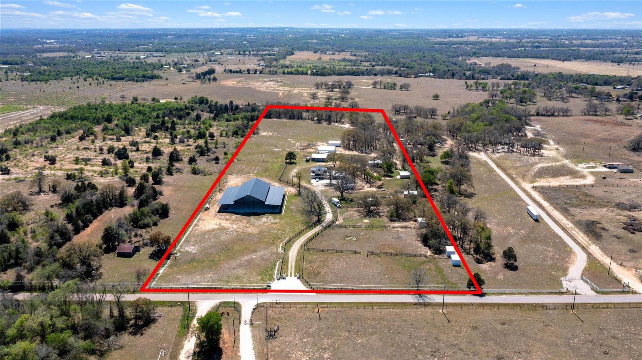 359 N County Line Road Elgin TX 78621