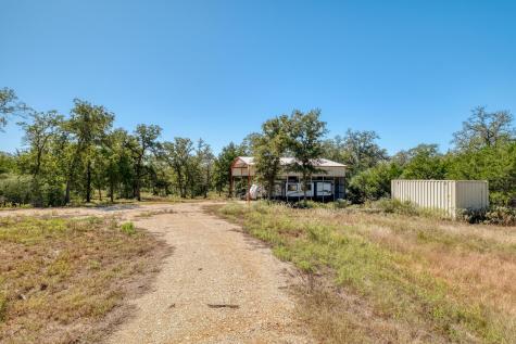 532 Peach Creek Road Rosanky TX 78953