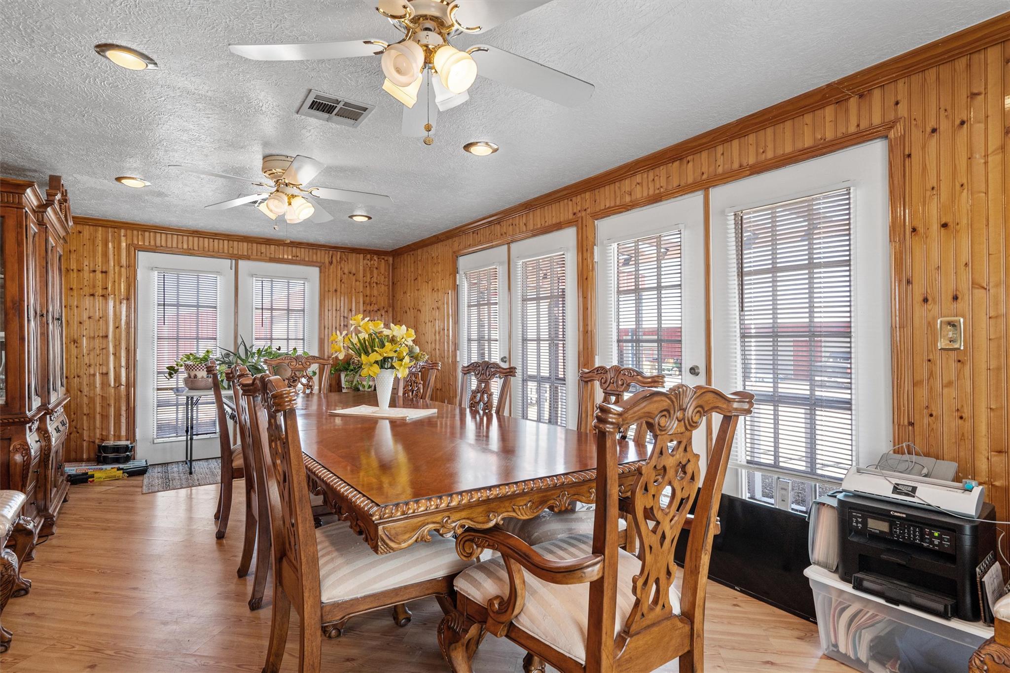 5300 County Road 424 Taylor TX 76574