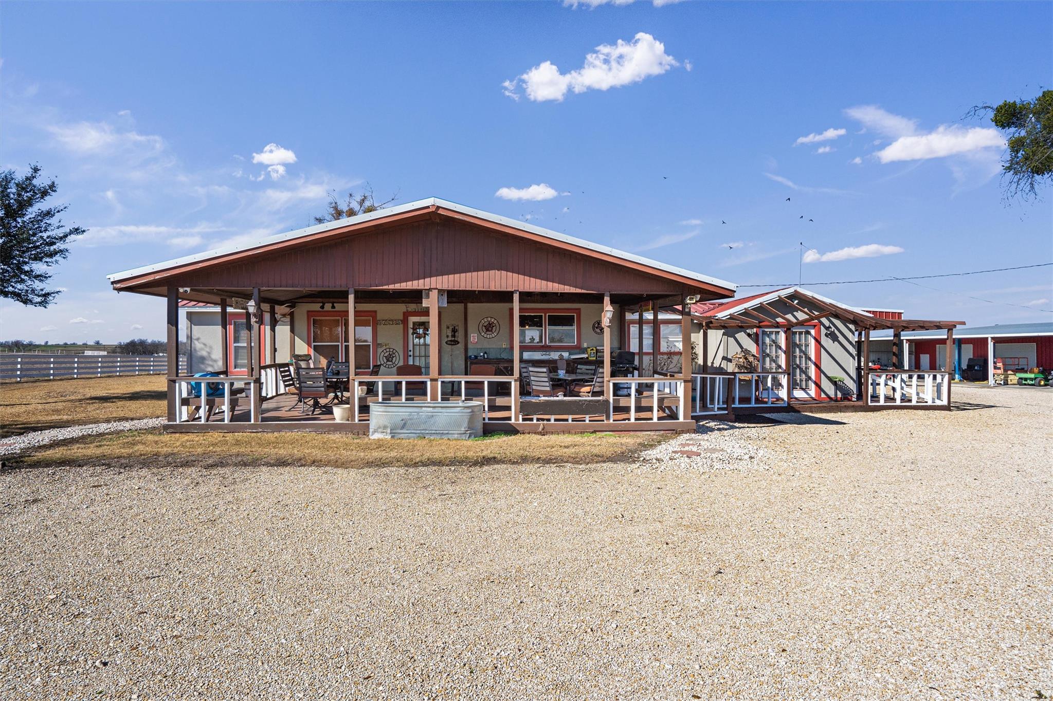 5300 County Road 424 Taylor TX 76574