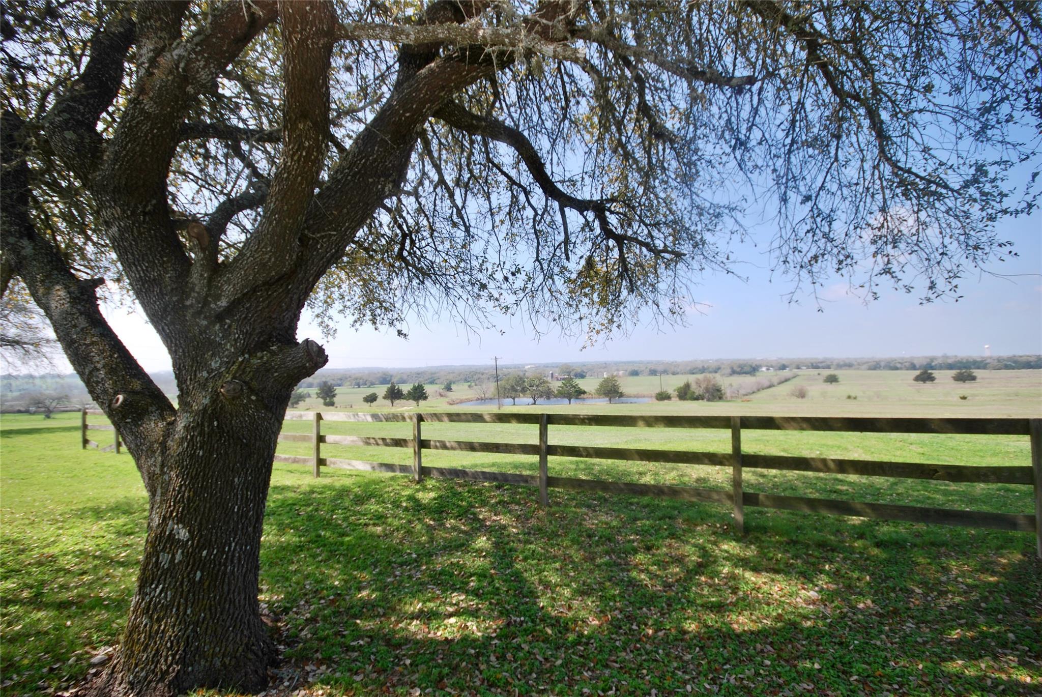 2301 E Us Highway 90 Flatonia TX 78941