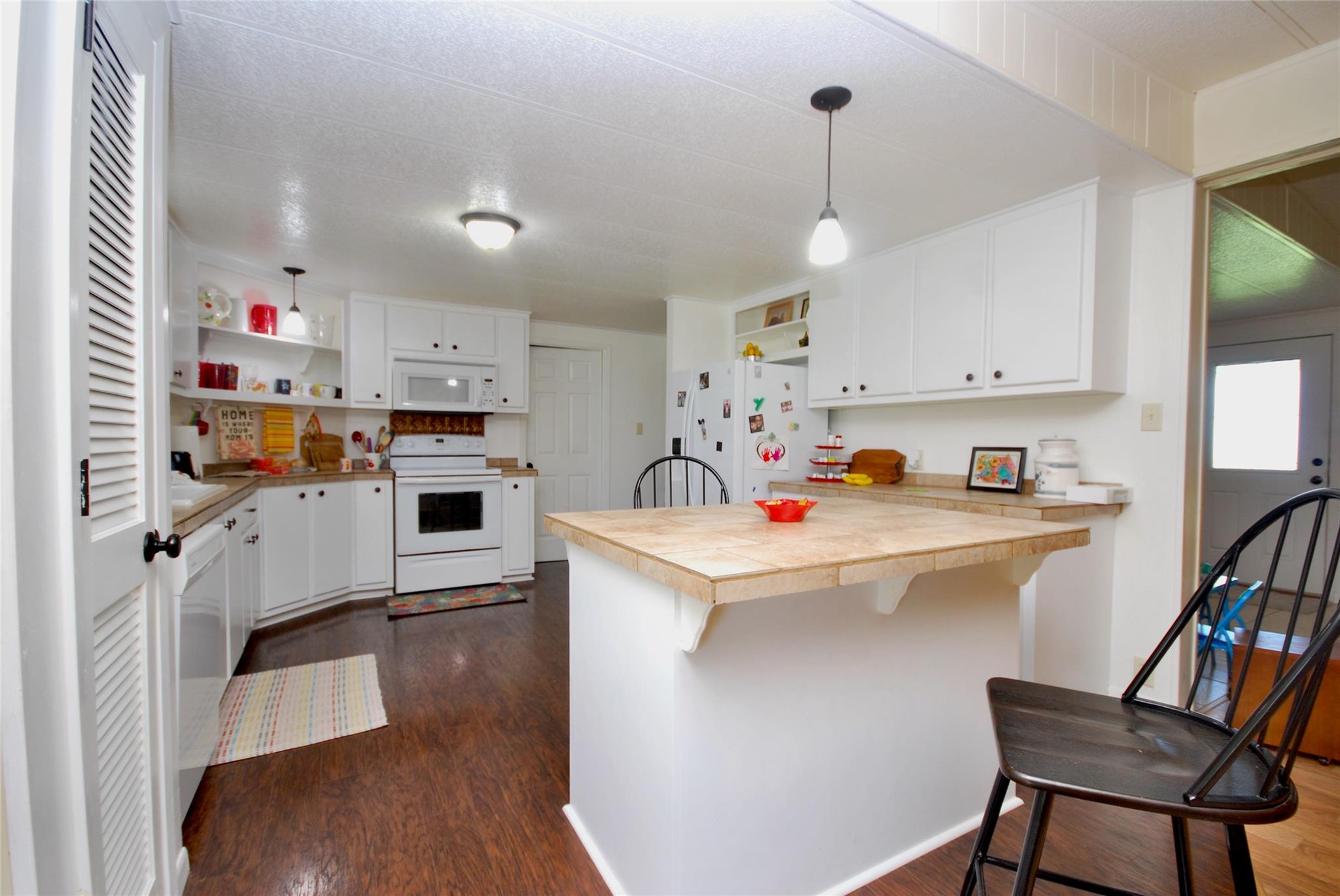 2301 E Us Highway 90 Flatonia TX 78941