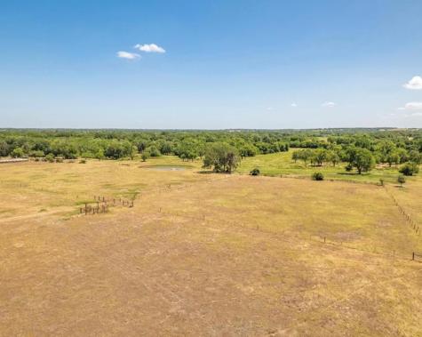000 Cr 326 Lexington TX 78947