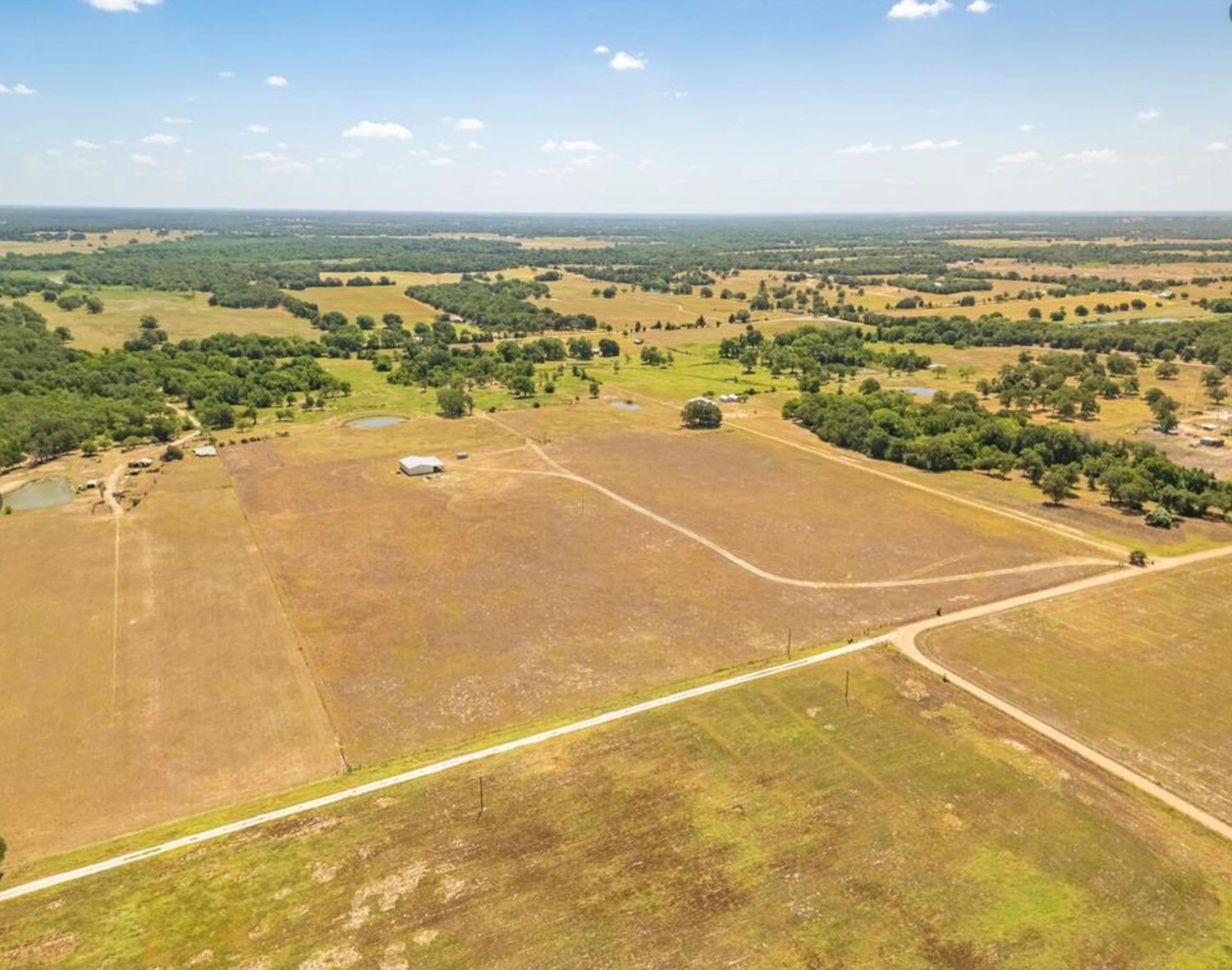 000 Cr 326 Lexington TX 78947
