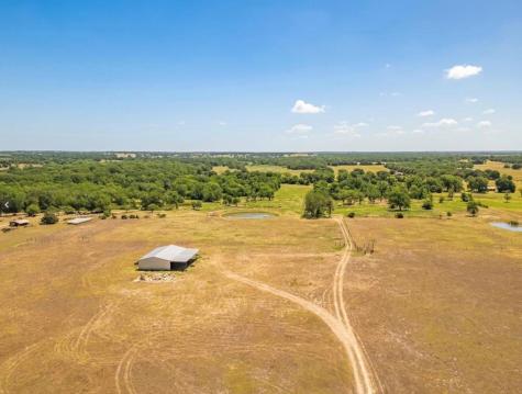000 Cr 326 Lexington TX 78947