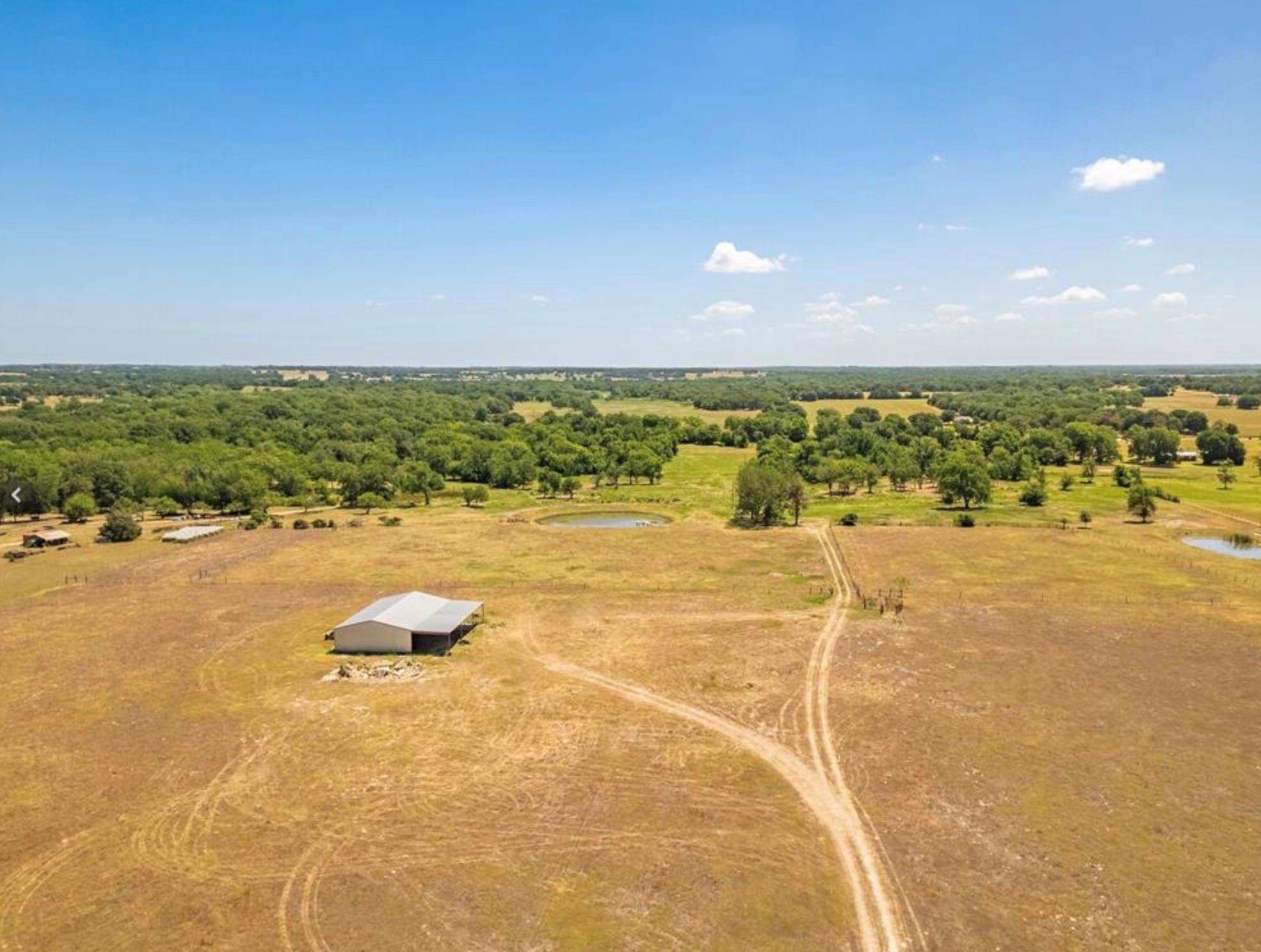 000 Cr 326 Lexington TX 78947