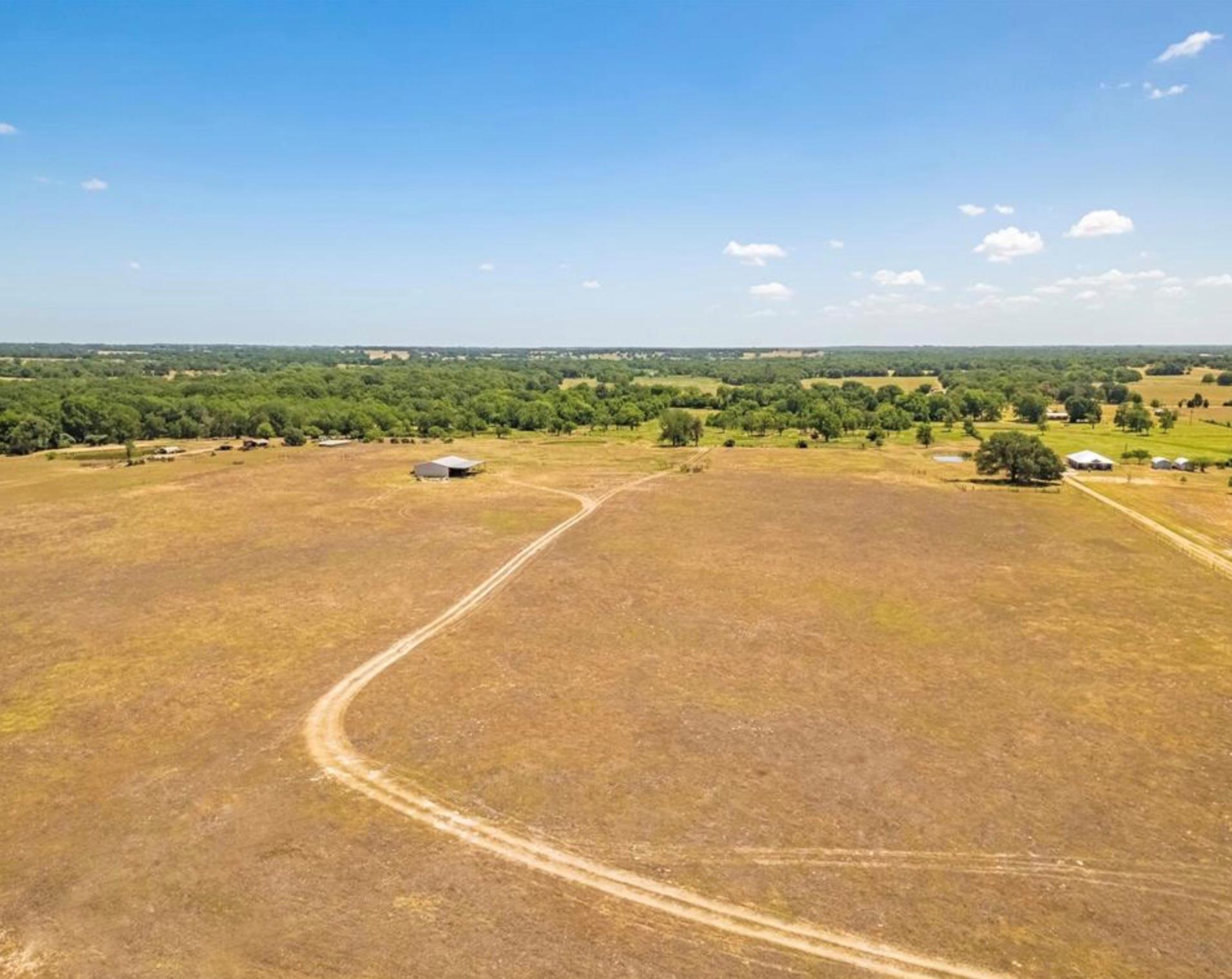 000 Cr 326 Lexington TX 78947