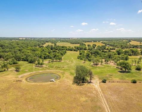 000 Cr 326 Lexington TX 78947