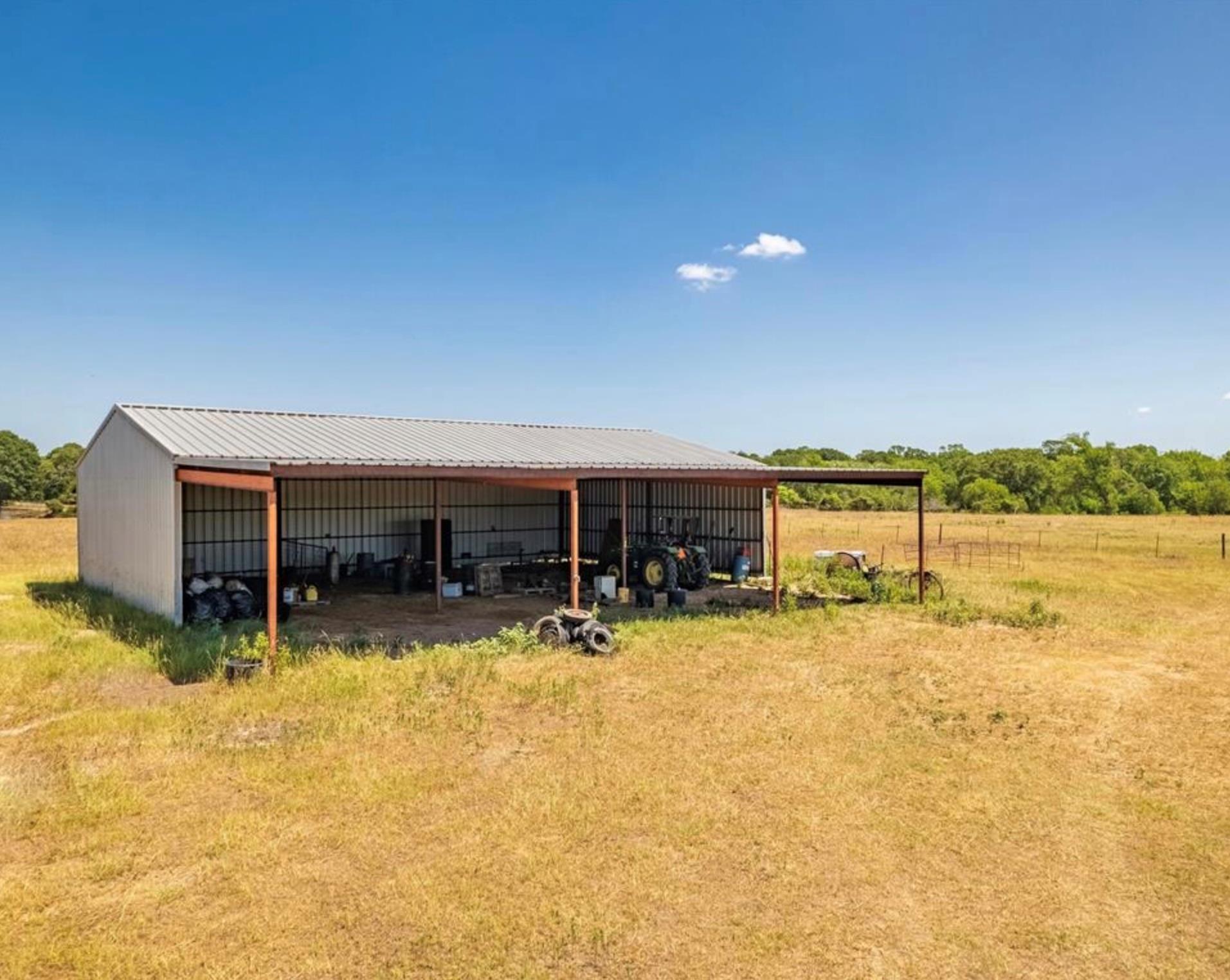 000 Cr 326 Lexington TX 78947