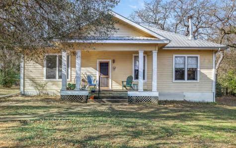 1139 Private Road 7009 Road Lexington TX 78947