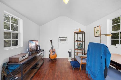 1139 Private Road 7009 Road Lexington TX 78947