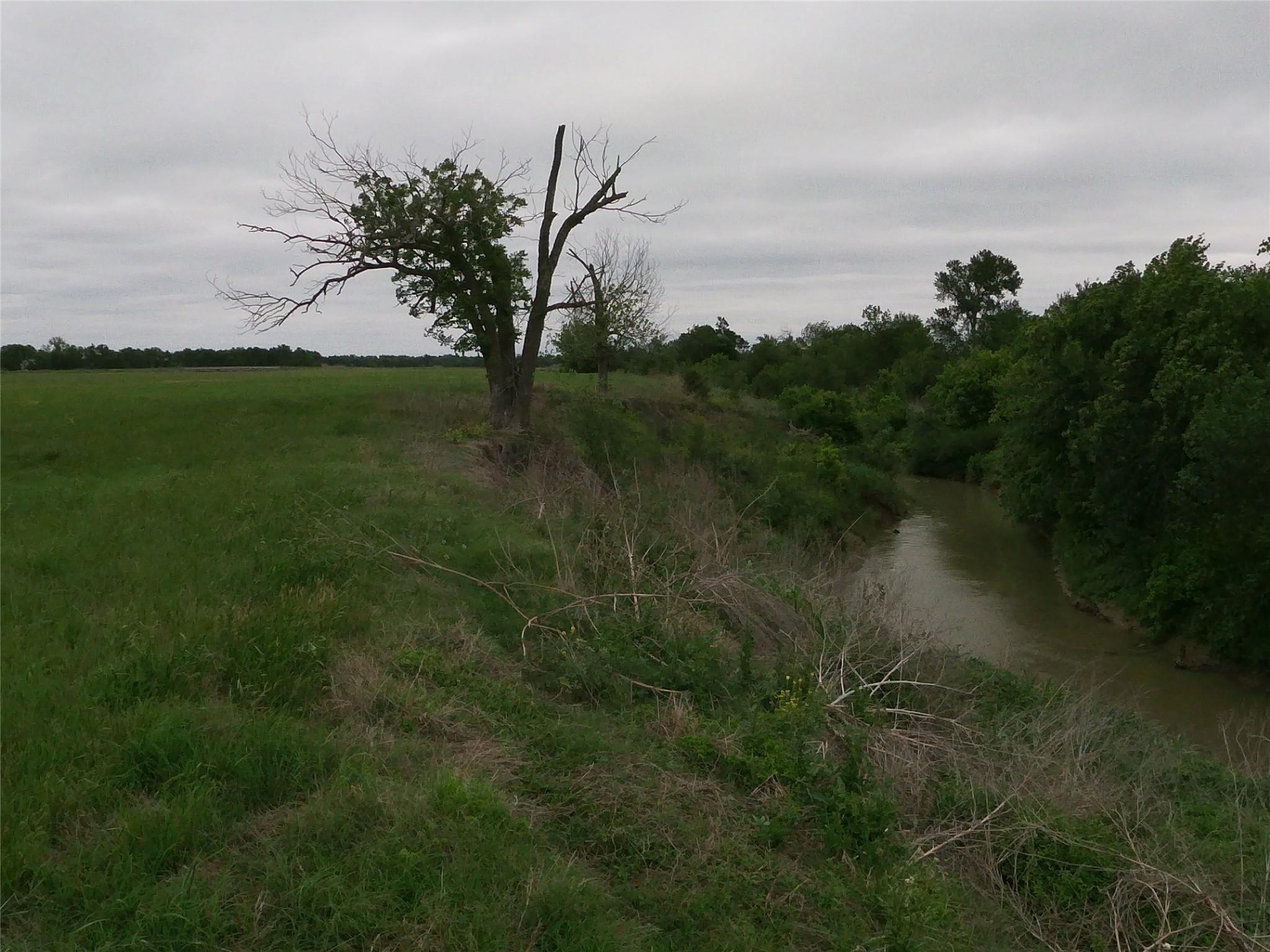 0000 Fm 112 Road Thrall TX 76578