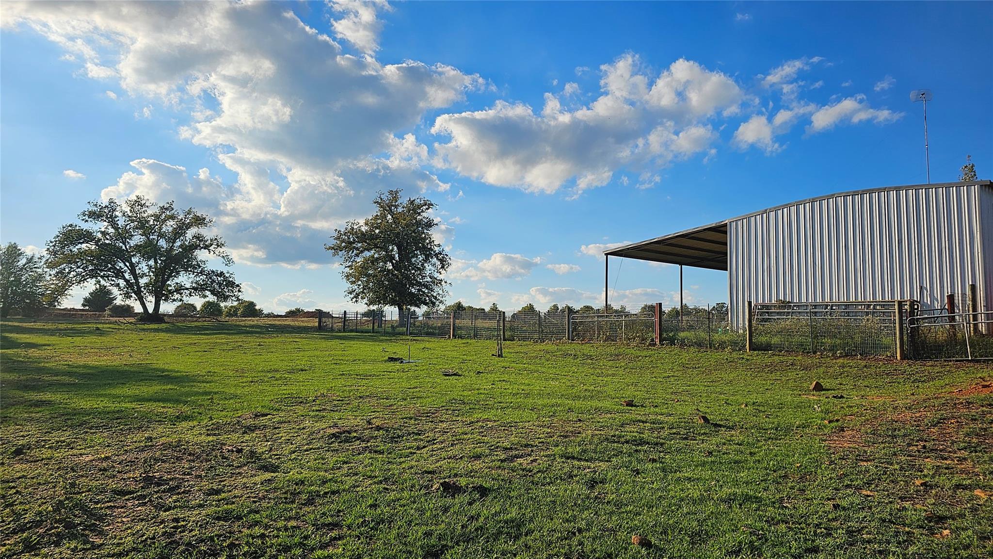 5280 County Road 320 Rockdale TX 76567