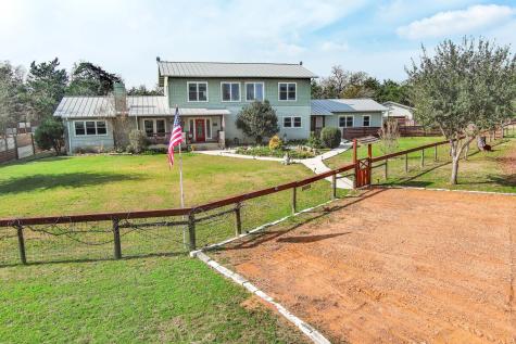 418 Vyvjala Road Smithville TX 78957