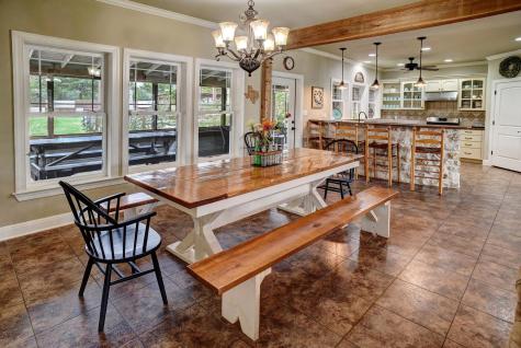 418 Vyvjala Road Smithville TX 78957