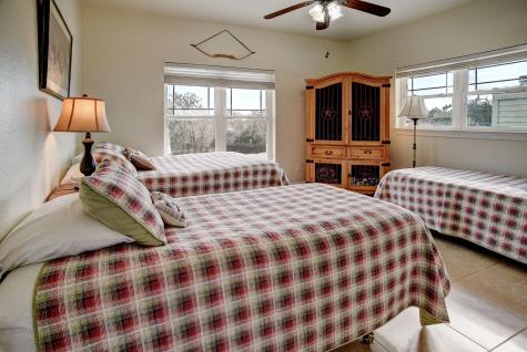 418 Vyvjala Road Smithville TX 78957