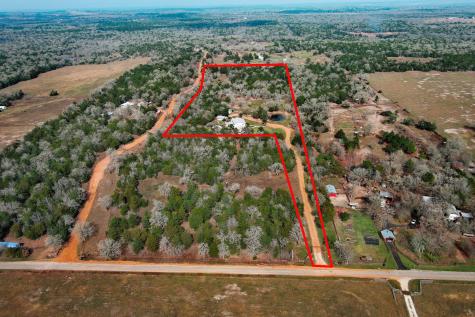 418 Vyvjala Road Smithville TX 78957
