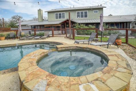 418 Vyvjala Road Smithville TX 78957
