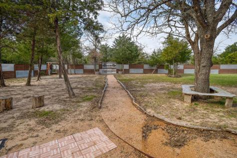 418 Vyvjala Road Smithville TX 78957