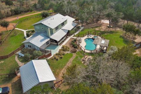418 Vyvjala Road Smithville TX 78957