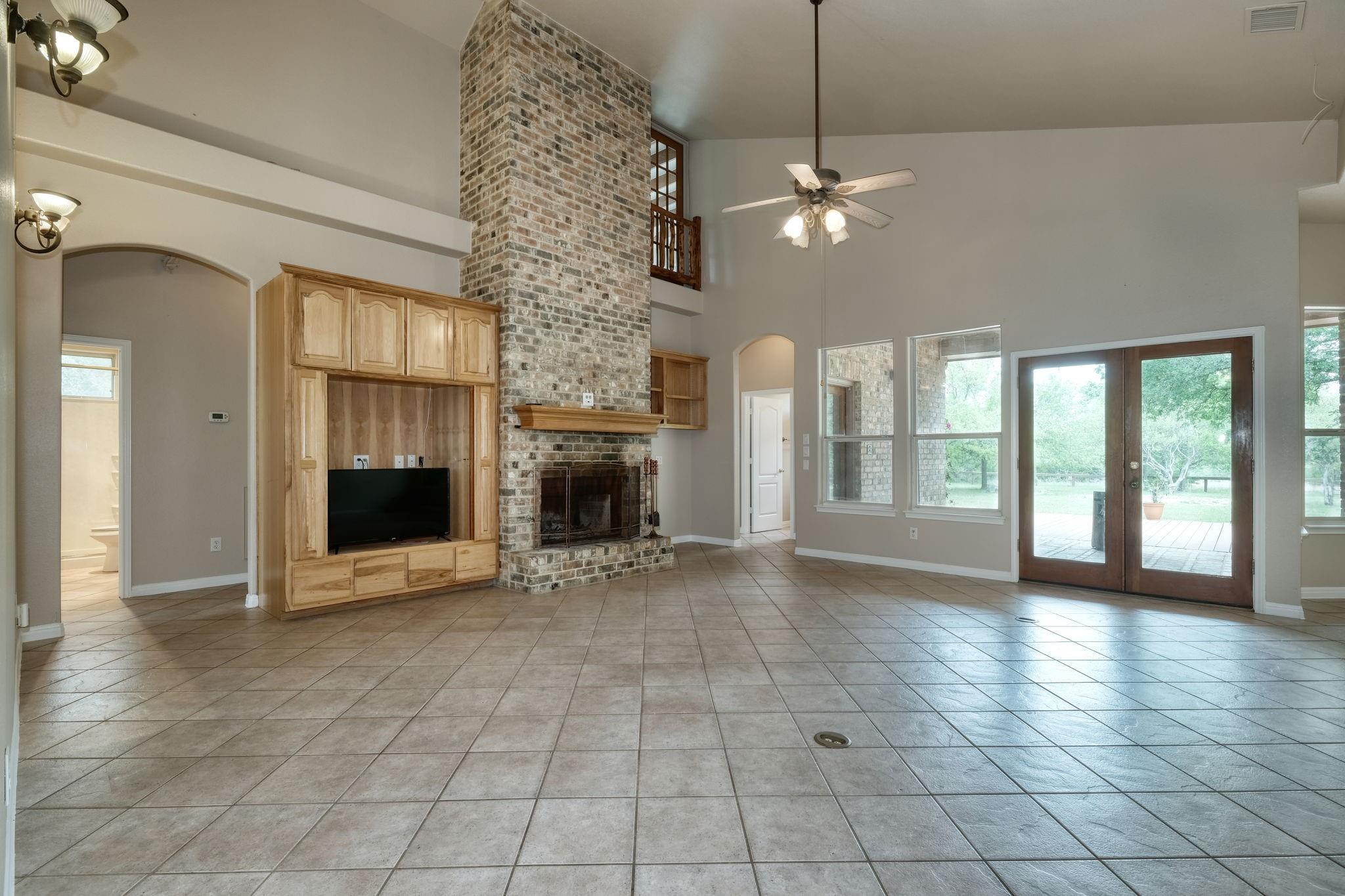 430 Indian Hills Trail Kyle TX 78640