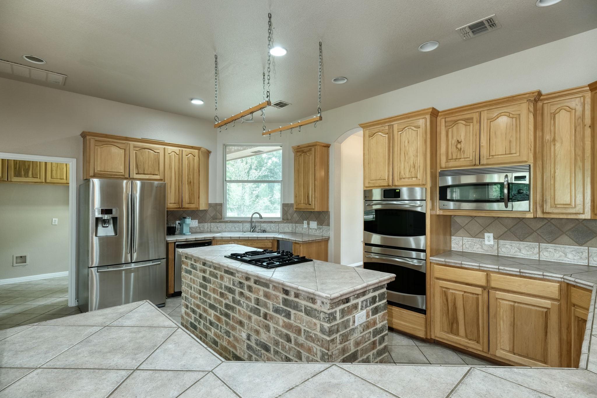 430 Indian Hills Trail Kyle TX 78640